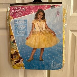 NWT opened Bell costume - S/P (4-6X)